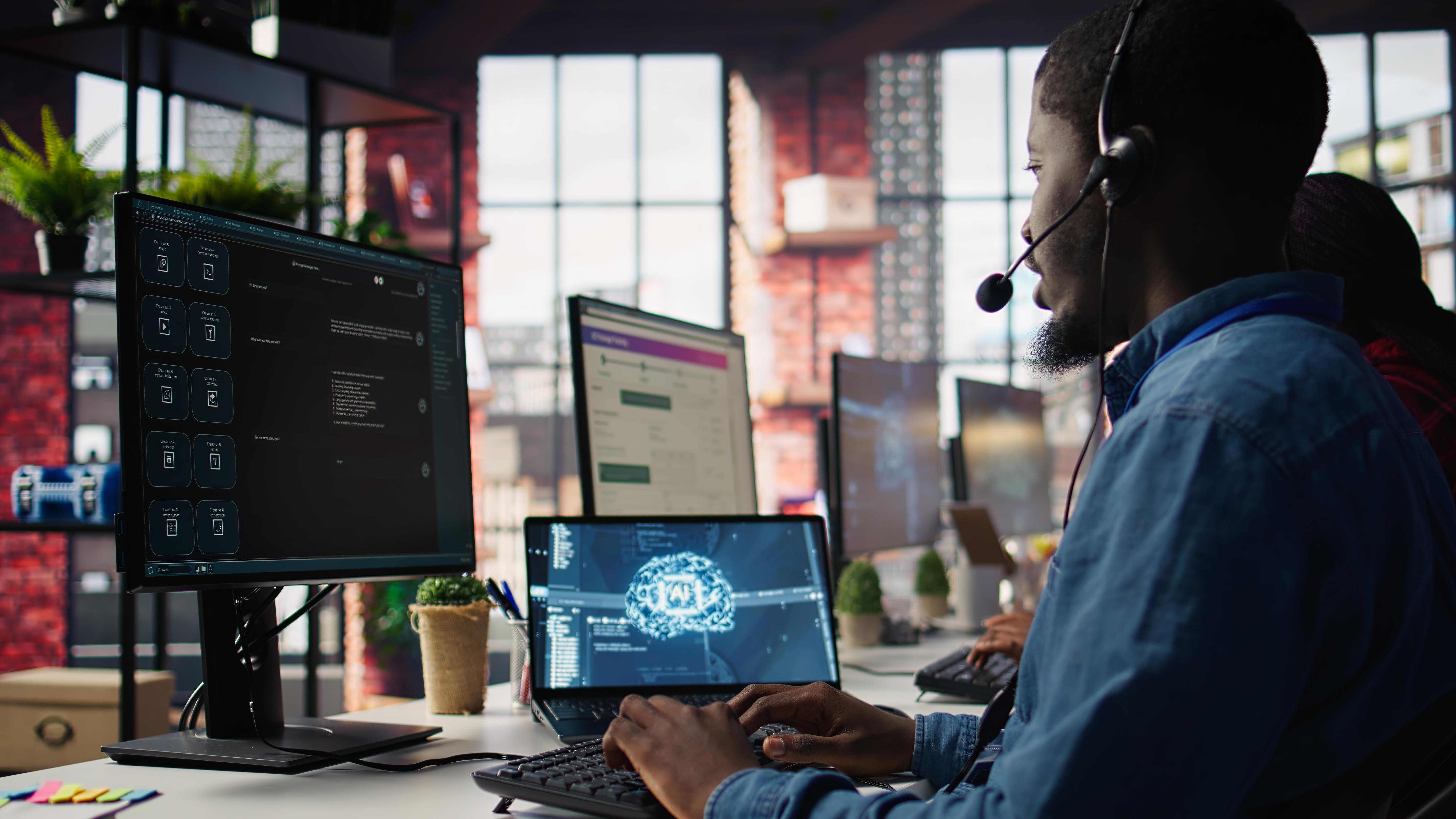 Intelligent Customer Support & Call Centers